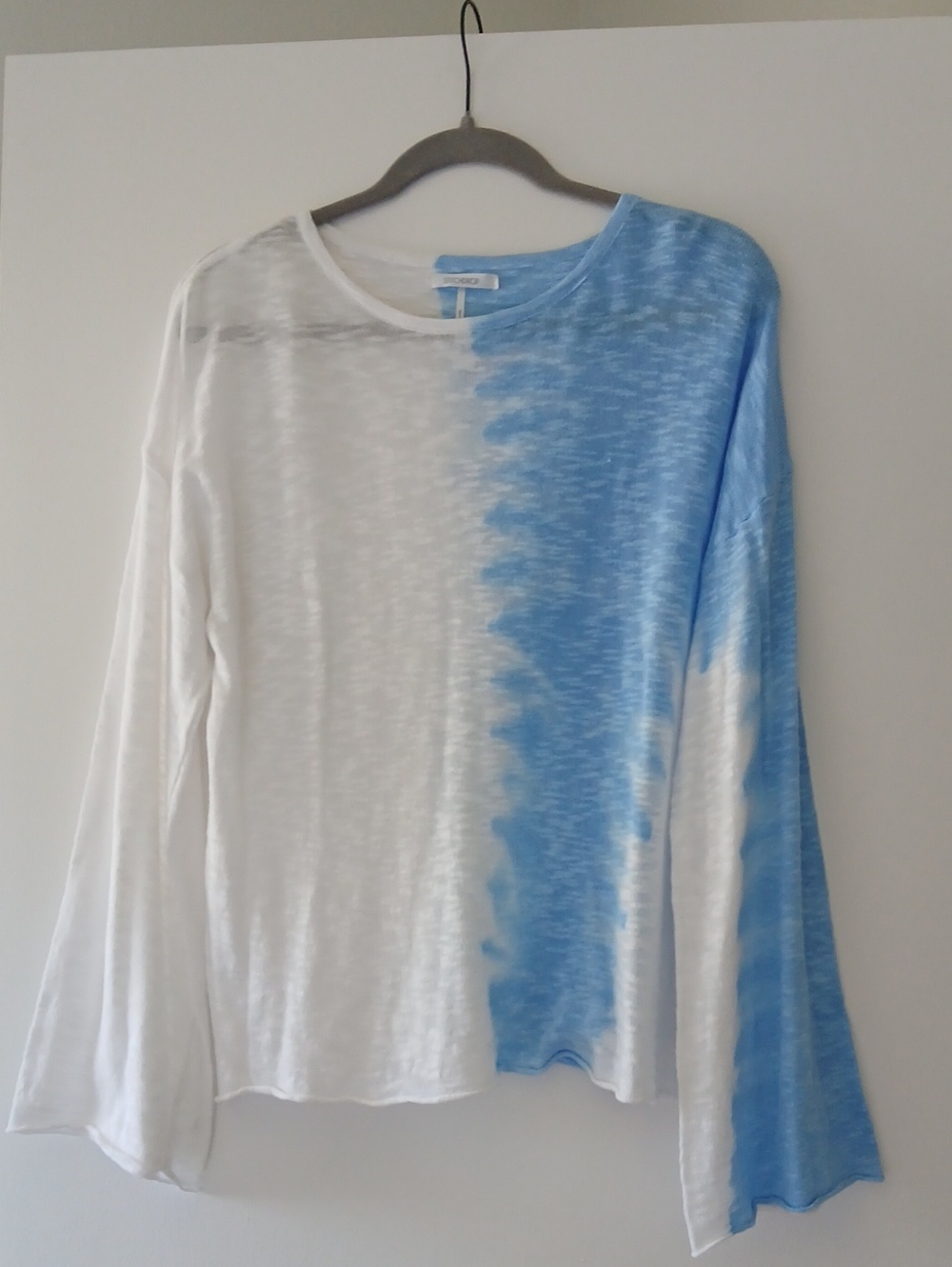 StitchDrop Blue and White Tie-Dye Long Sleeve Top Nwot